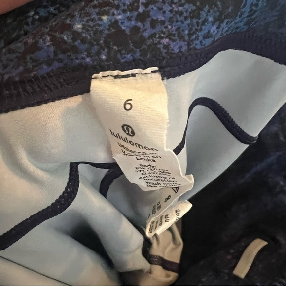 Lululemon Fast and Free Tight II 25"  Nulux Polar Lights Blue Multi - Picture 9 of 9